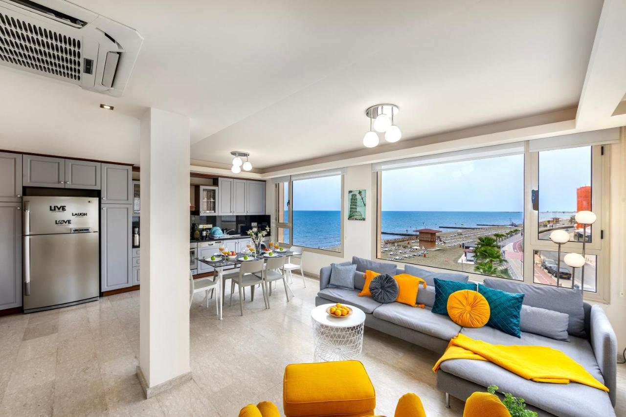 Mackenzie Beachfront Eftyhia Suite Larnaca Extérieur photo